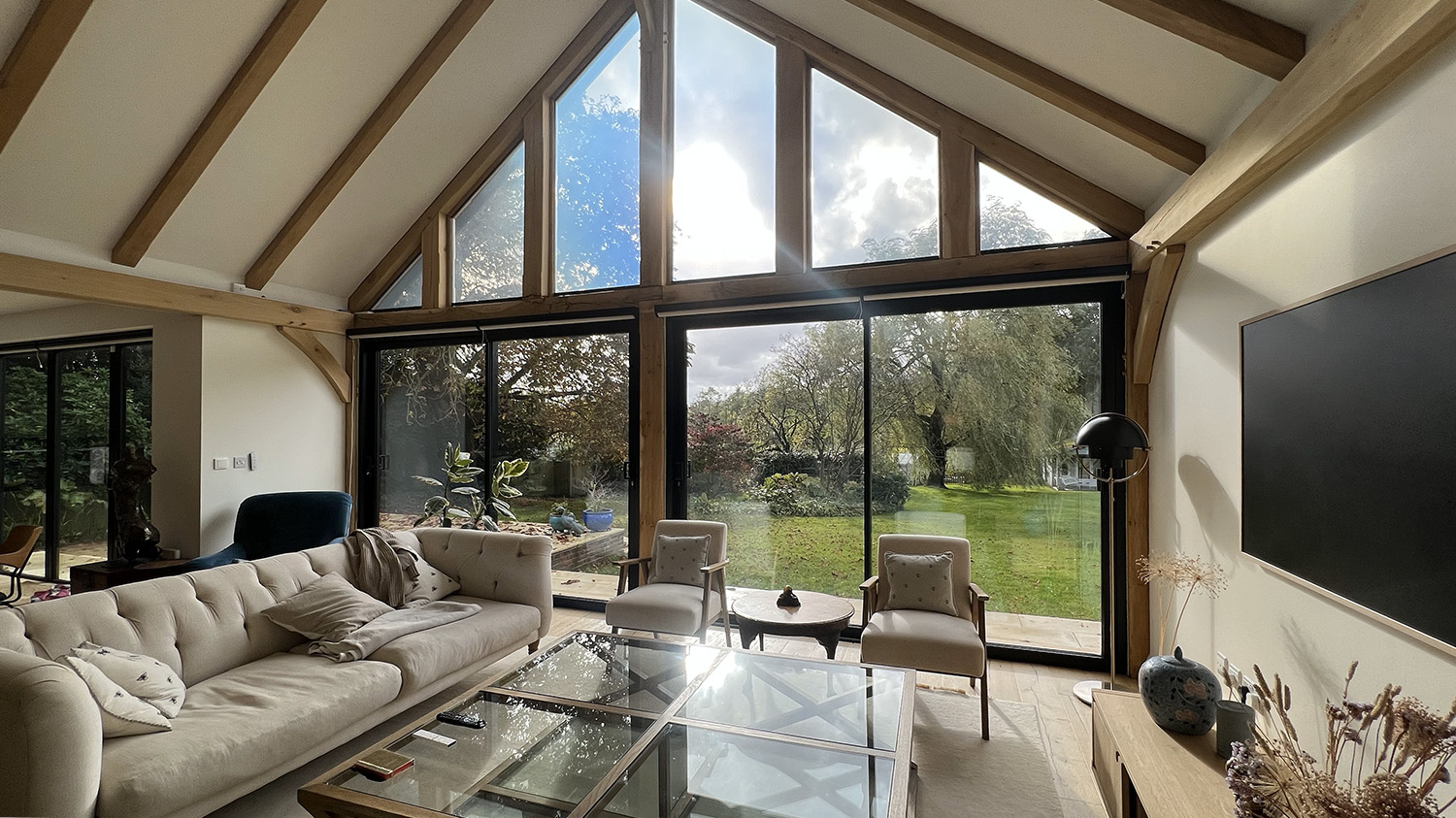 4. Switchable film fitted to external glass residential wall off