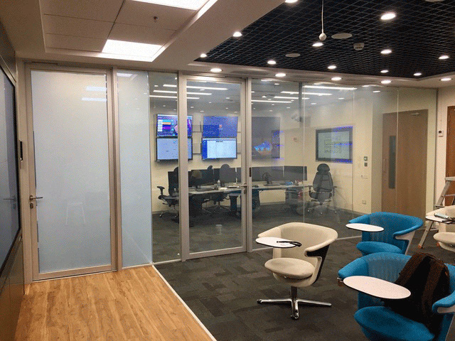 Intelligent Glass office partition India (3)