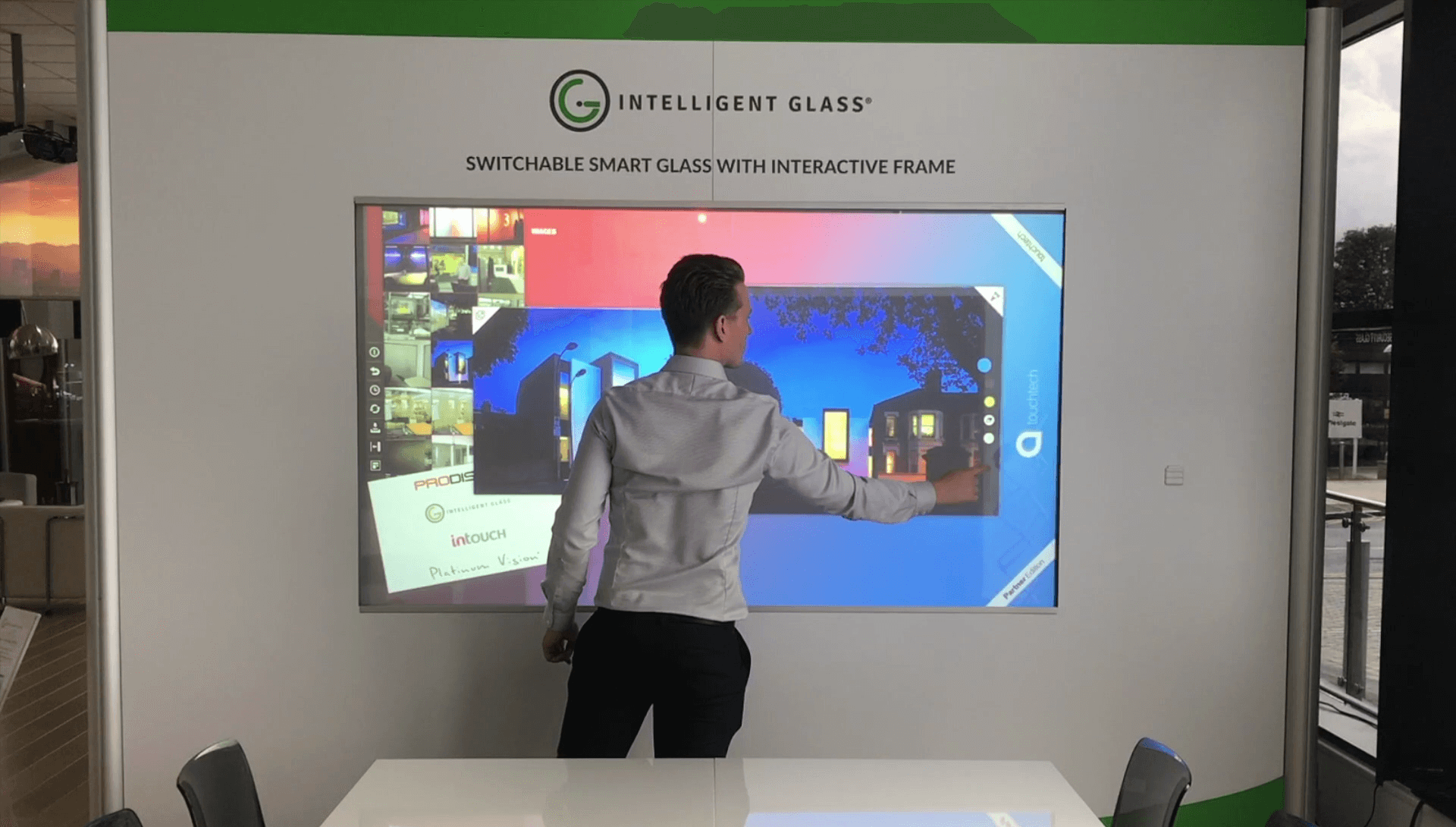 Interactive Touch Switchable Smart Glass Screen Frosted Projection