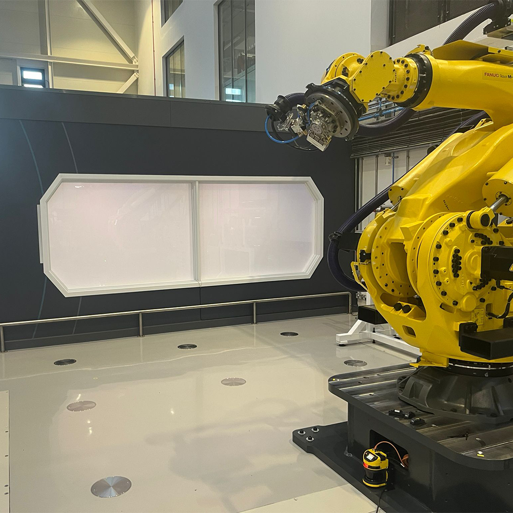 Switchable Smart Glass & Film Solutions 23 Nottingham University Switchable Viewing Window